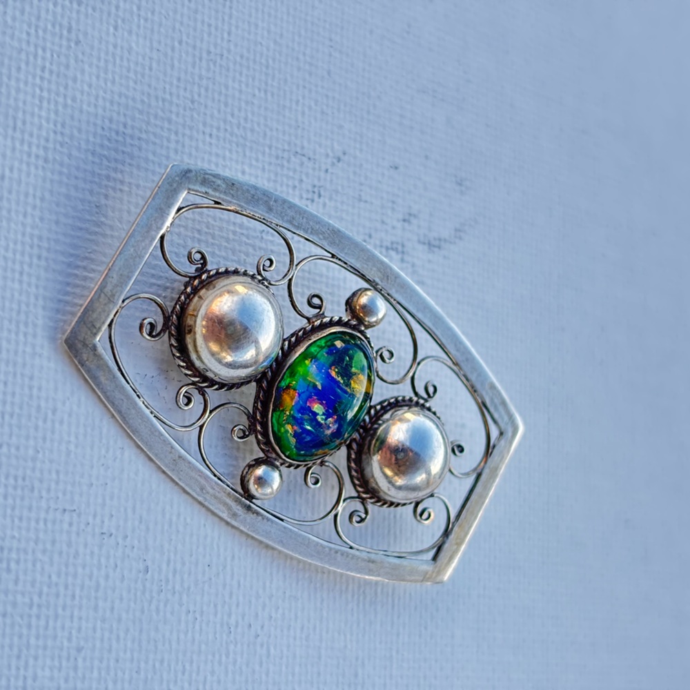 Elegant Vintage Mexican Black Opal Brooch by Farfan